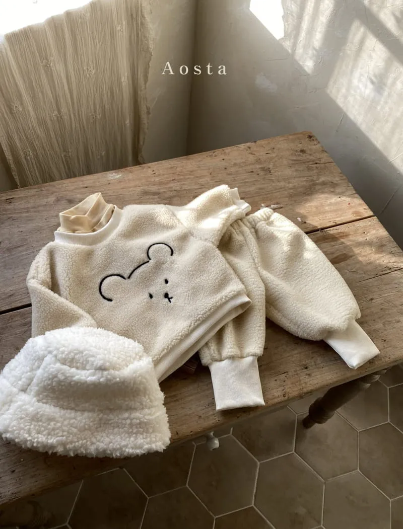 Chocolate Teddy Sweater (Cream)