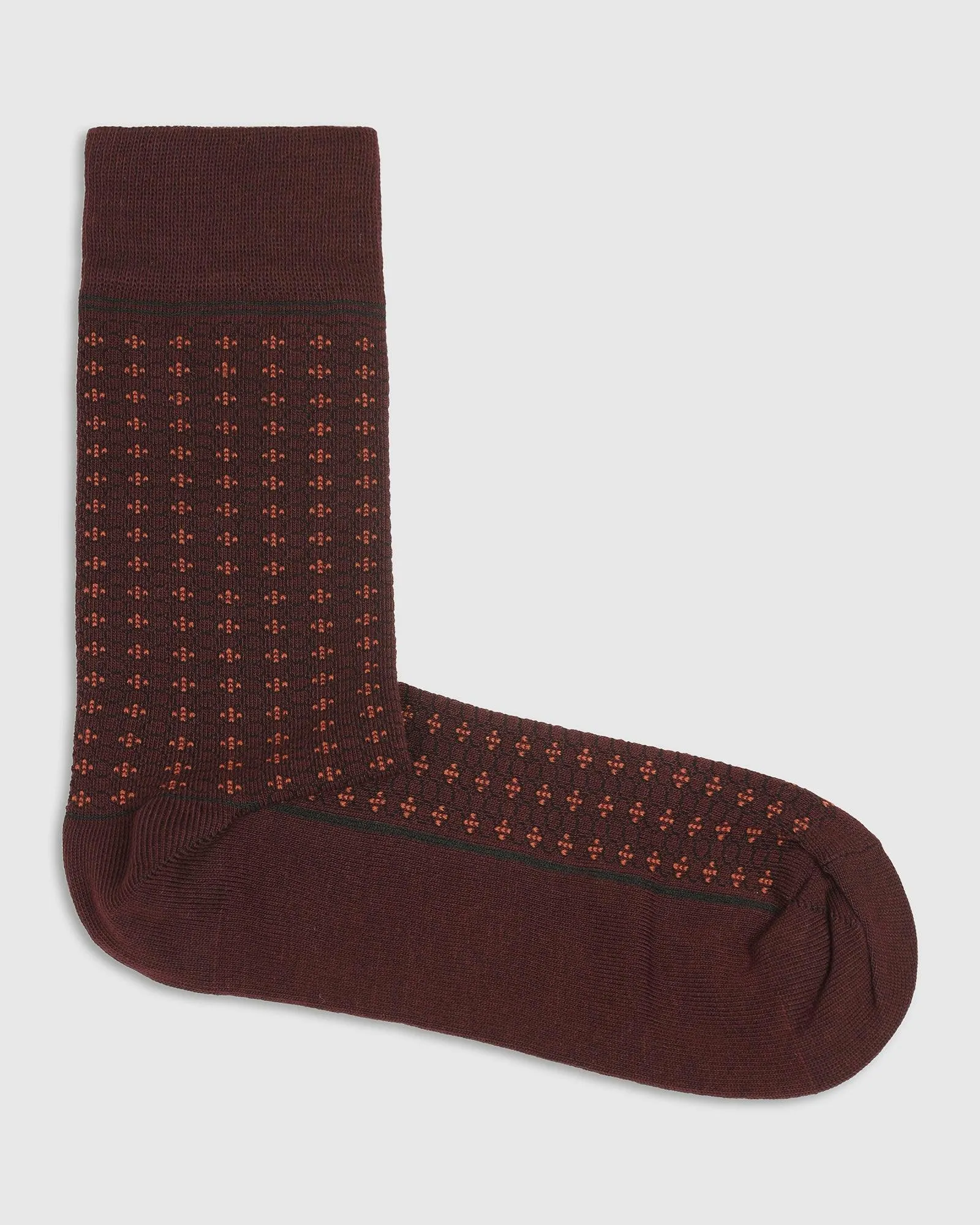 Cotton Maroon Textured Socks - Skull