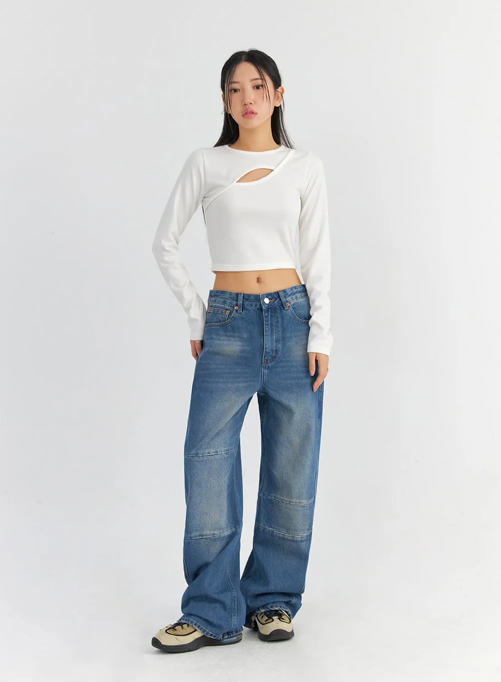 Line Detailed Wide Leg Jeans CO325