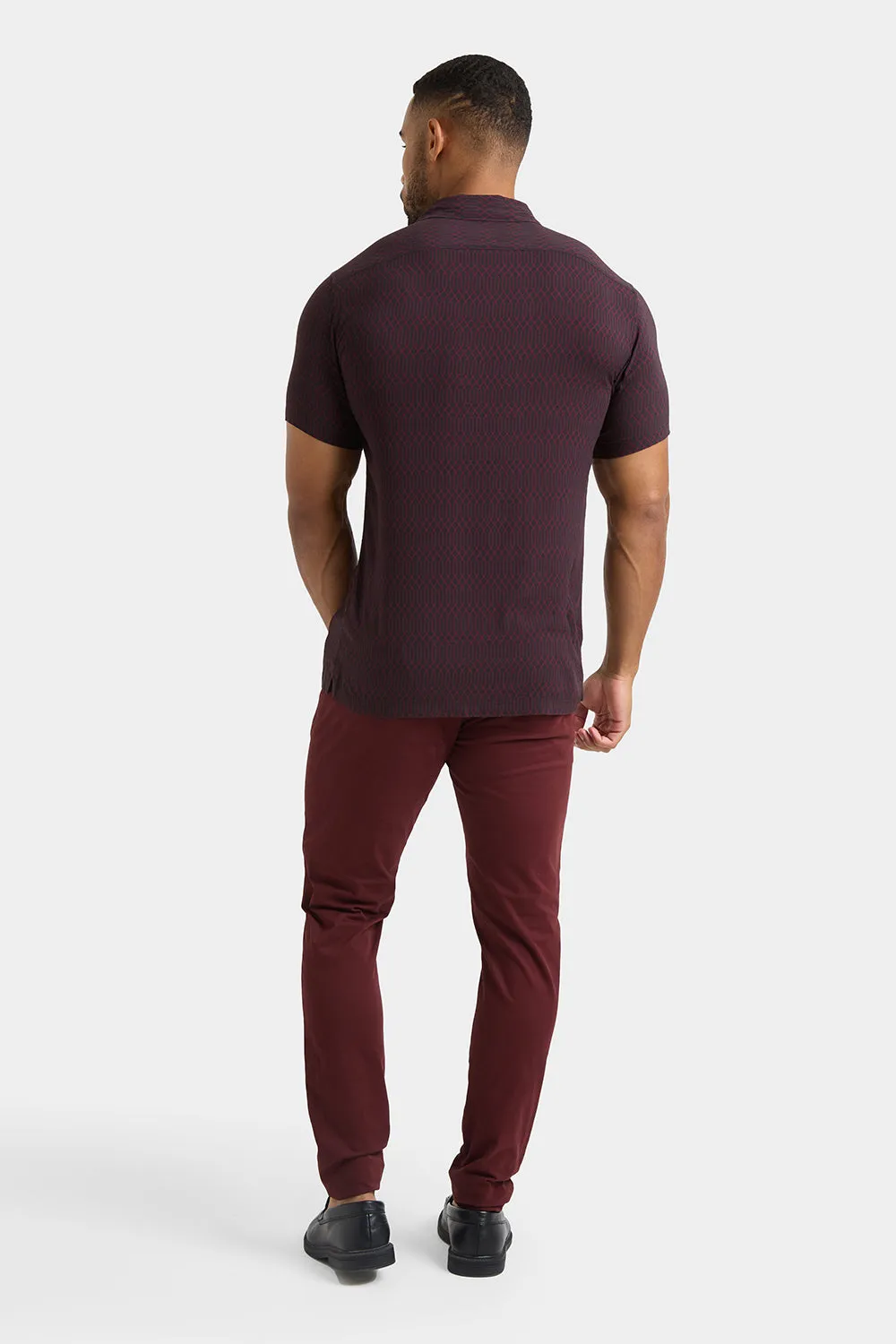 Muscle Fit Cotton Stretch Chino Trouser in Deep Burgundy