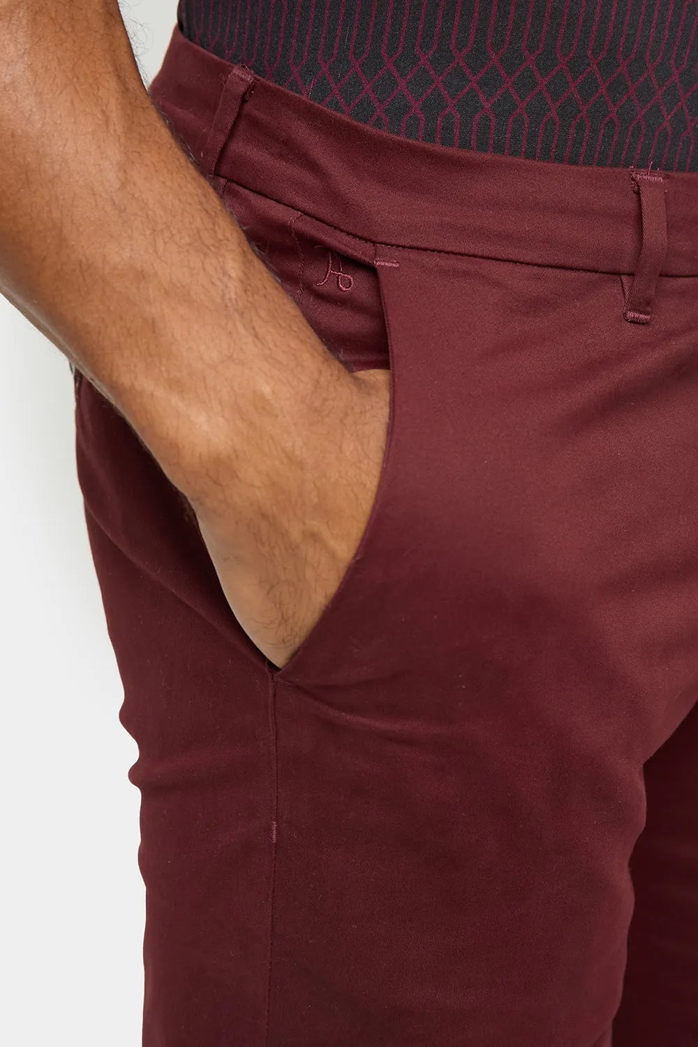 Muscle Fit Cotton Stretch Chino Trouser in Deep Burgundy